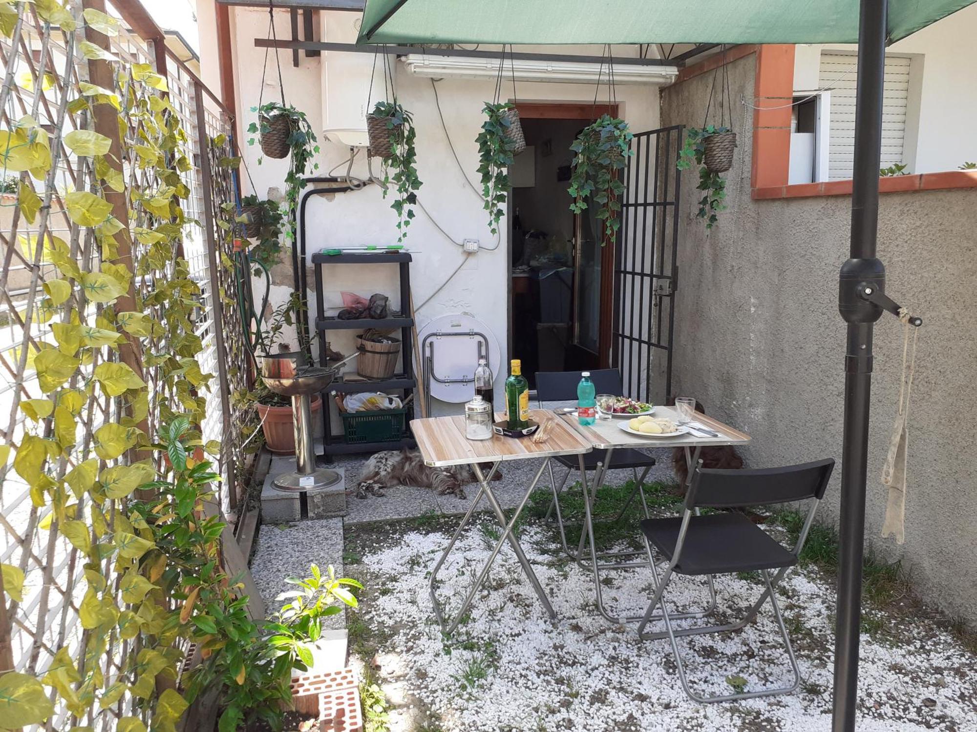 Rainbow House With Garden Villa Viareggio Esterno foto